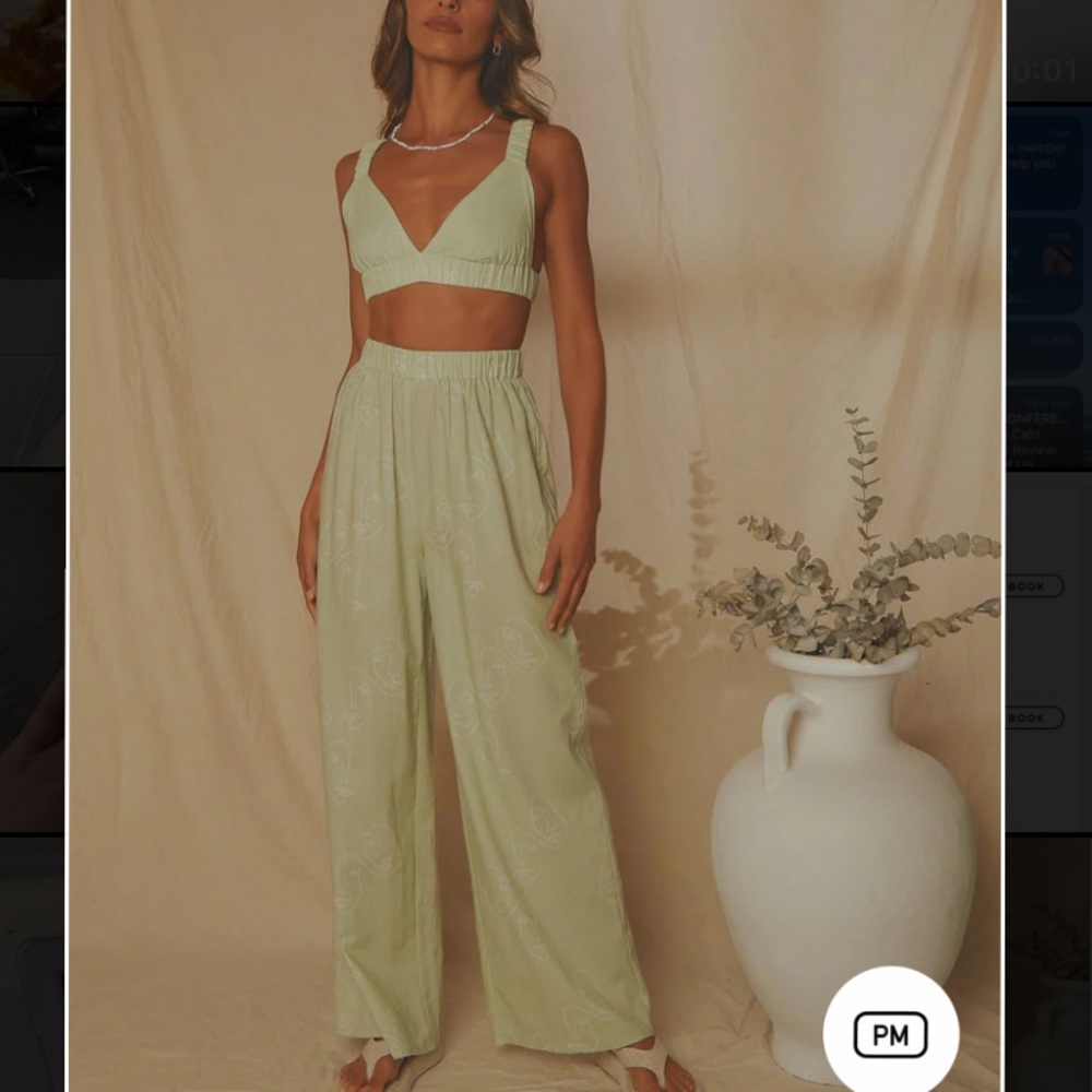 Peppermayo Isola Linen Pants (AU 6) and Cici Linen Crop Top (AU 4)